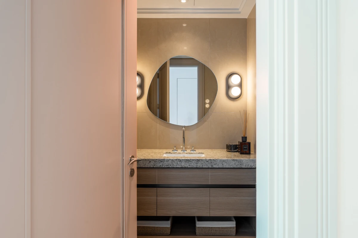 Four Seasons Private Residences Abu Dhabi Phase 1 image