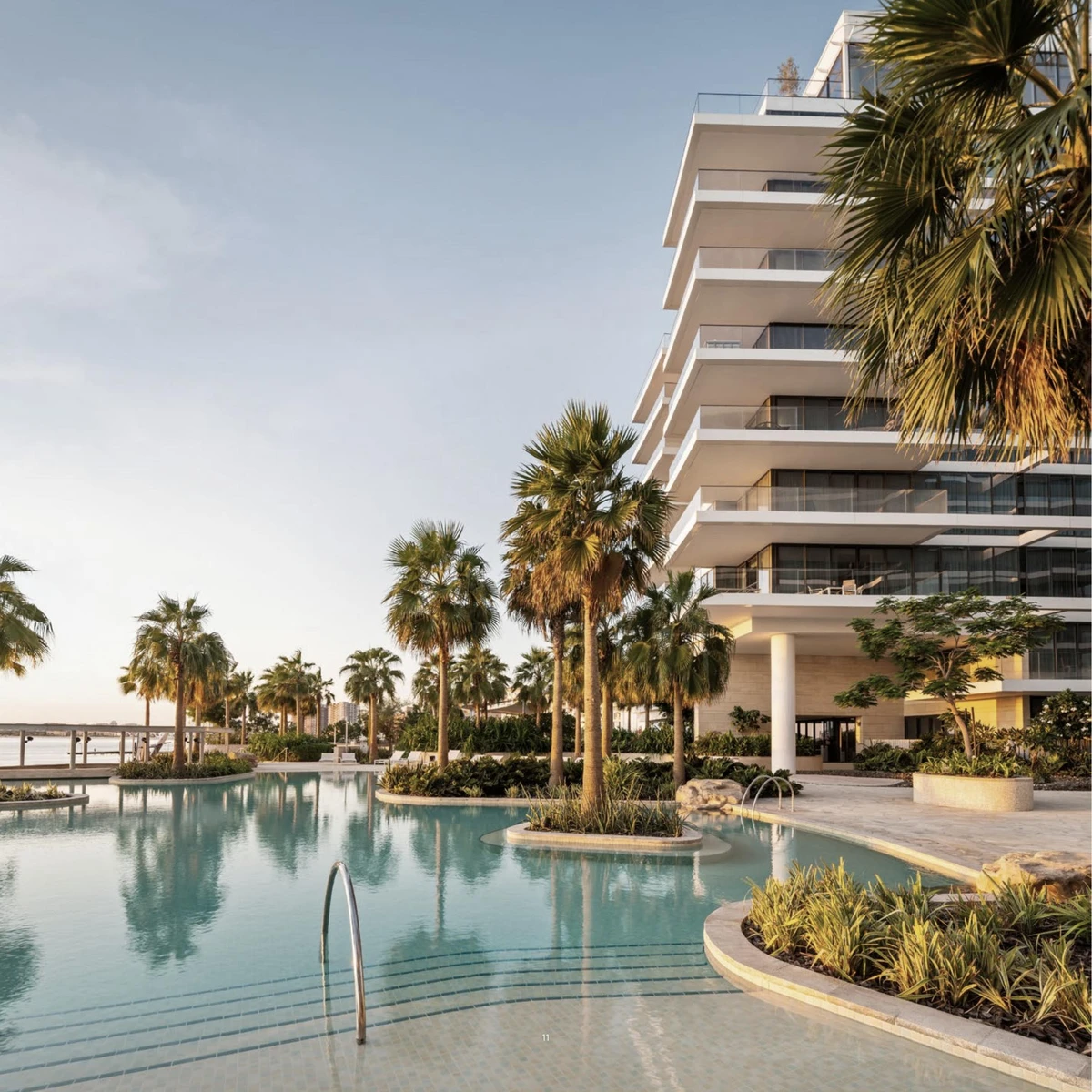 Serenia District image