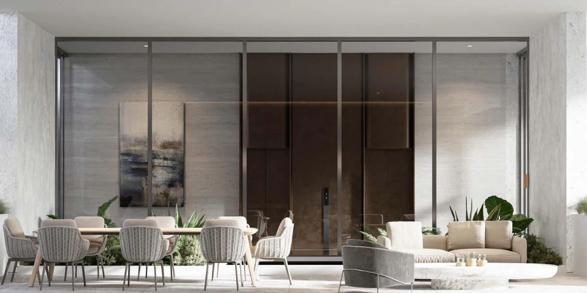 Bayview Boulevard image