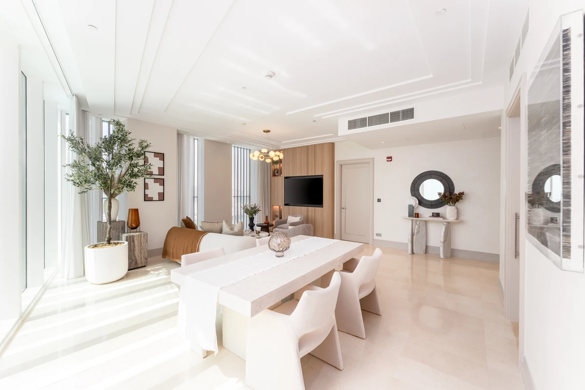 Four Seasons Private Residences Abu Dhabi Phase 1 image